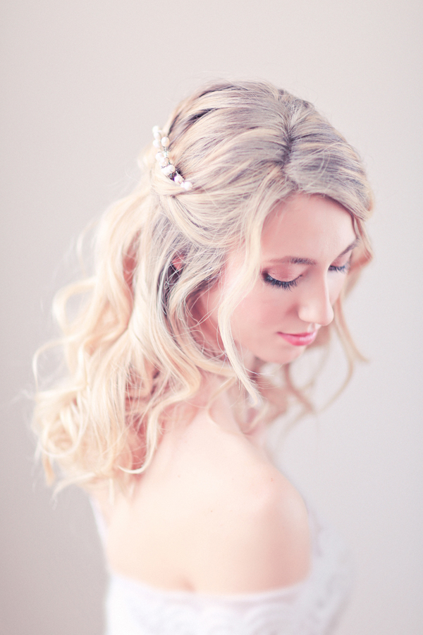 Bridal hair inspiration | photo by Sanshine Photography | www.sanshinephotography.com | Hertfordshire and London Fine Art Wedding Photographer 